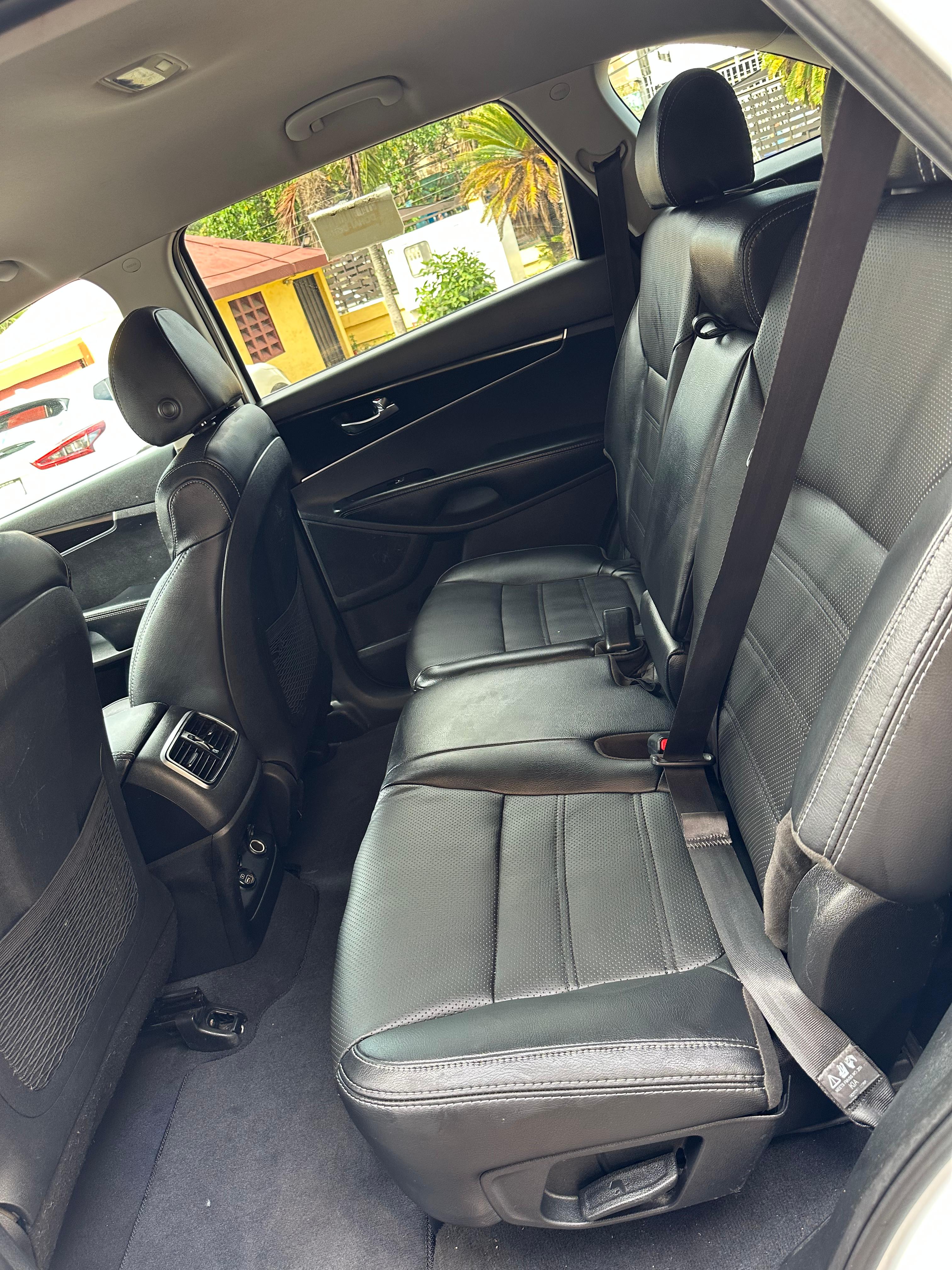 jeepetas y camionetas - Kia sorento lx 4x4 2020 clean 6