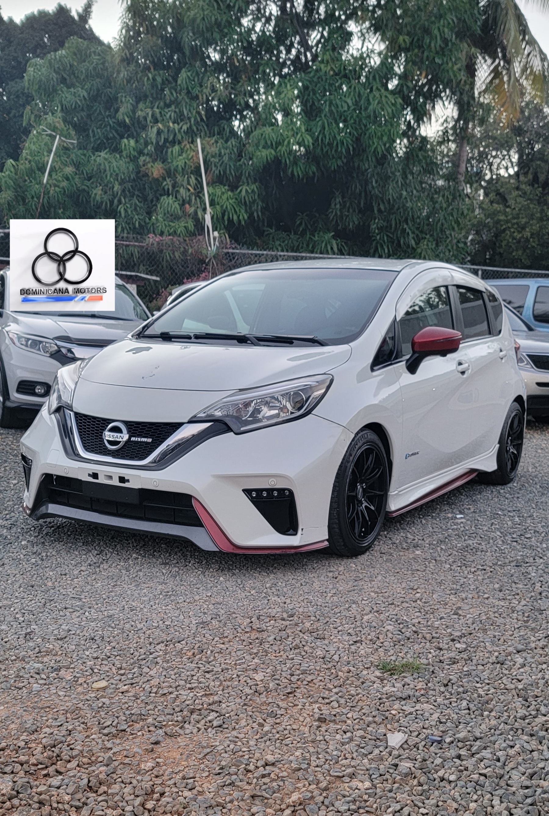 carros - NISSAN  NOTE 2018 1