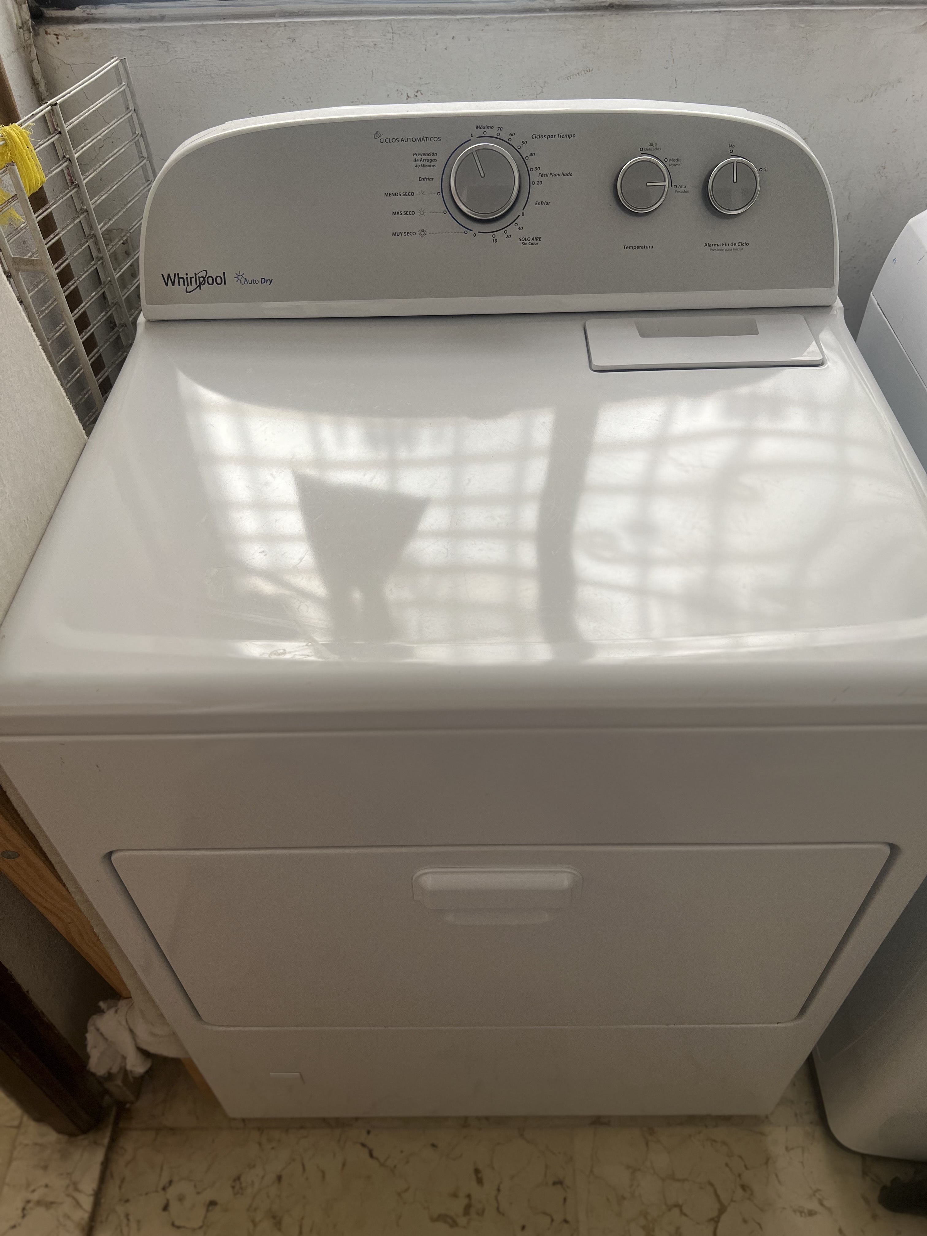electrodomesticos - Secadora Whirlpool de gas. 
18 KG
 0