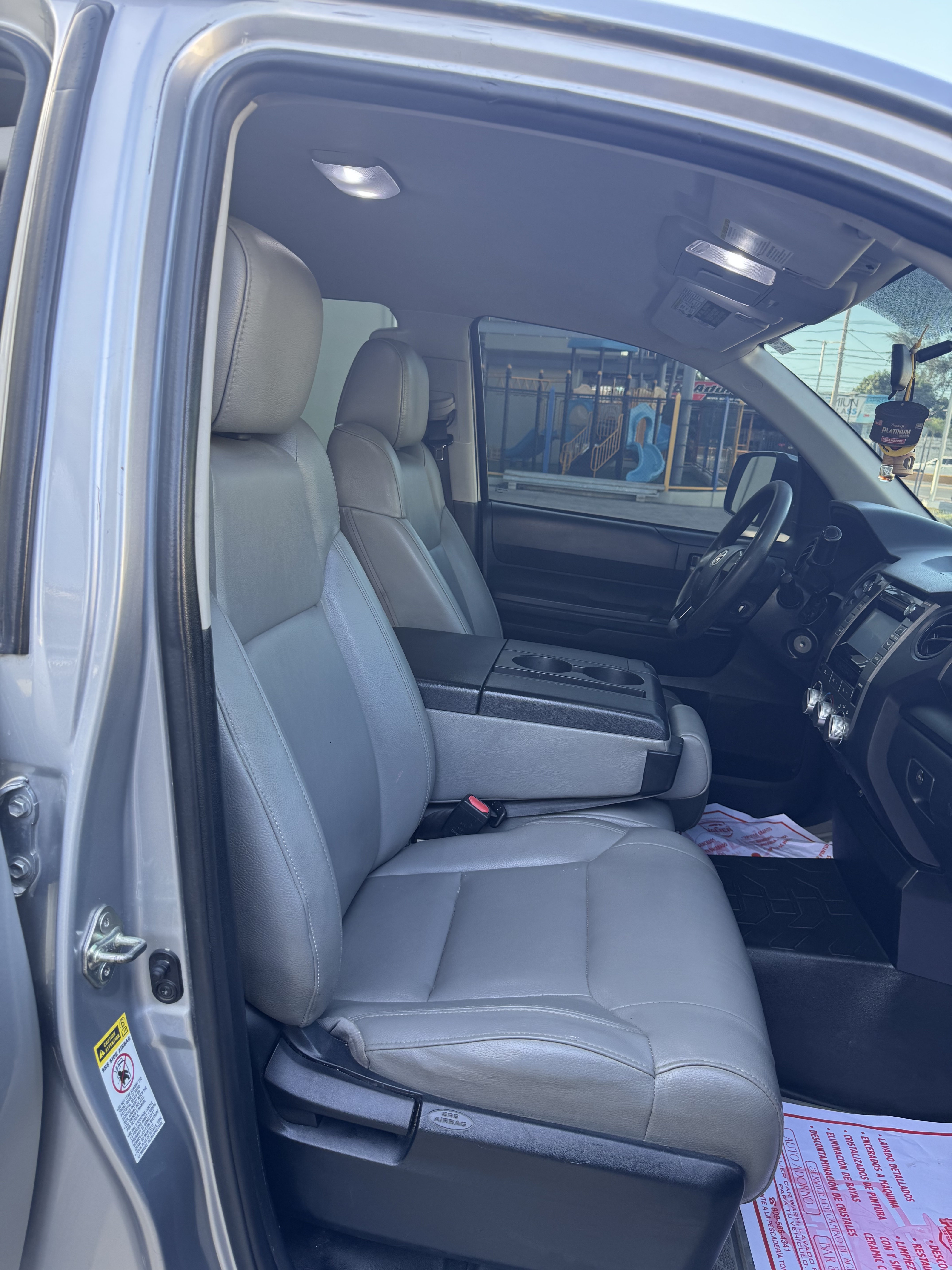 camiones y vehiculos pesados - Toyota tundra 2014  2