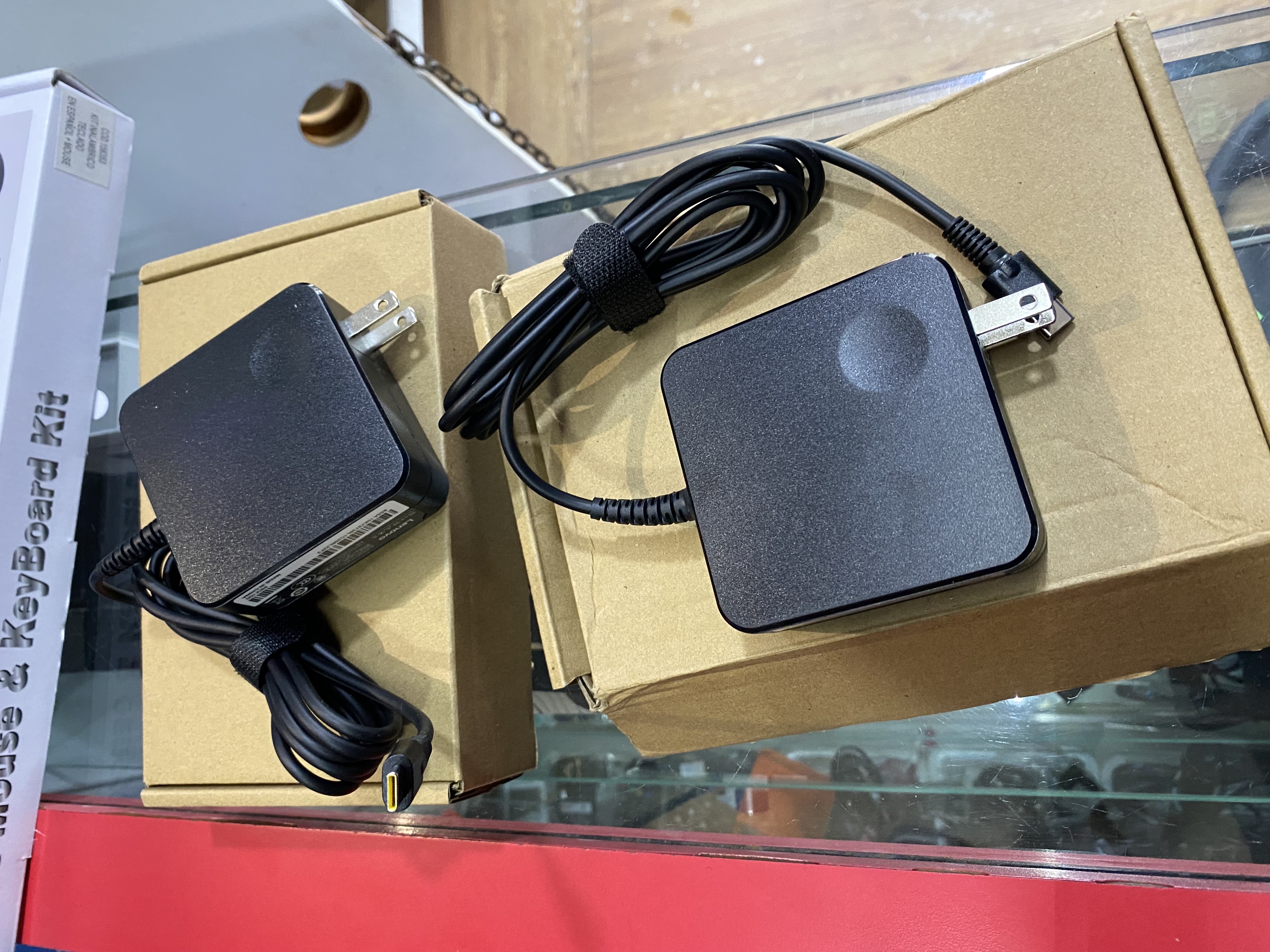 celulares y tabletas - cargador 🔌 tipo c Lenovo 65W  2