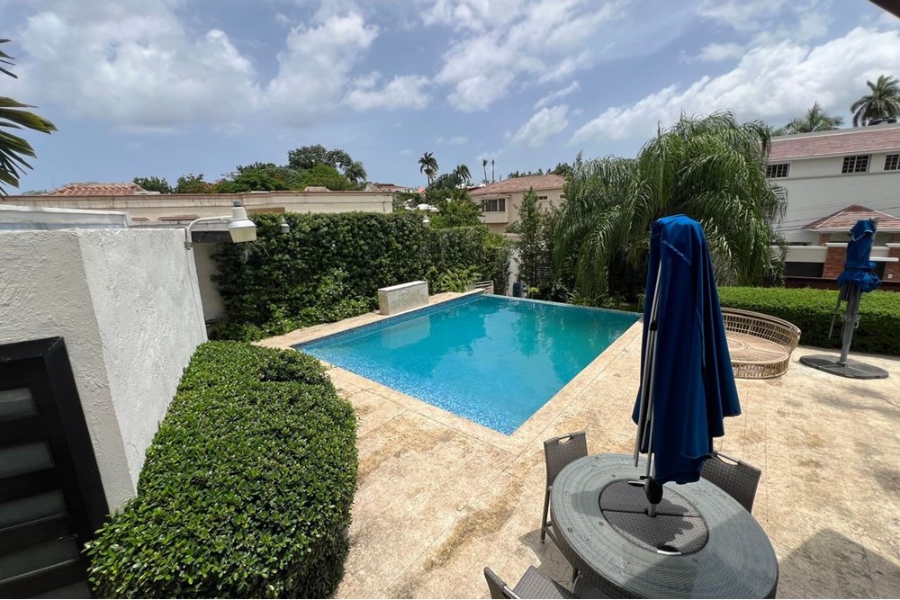 casas - Venta de Casa en Altos de Arroyo Hondo 3