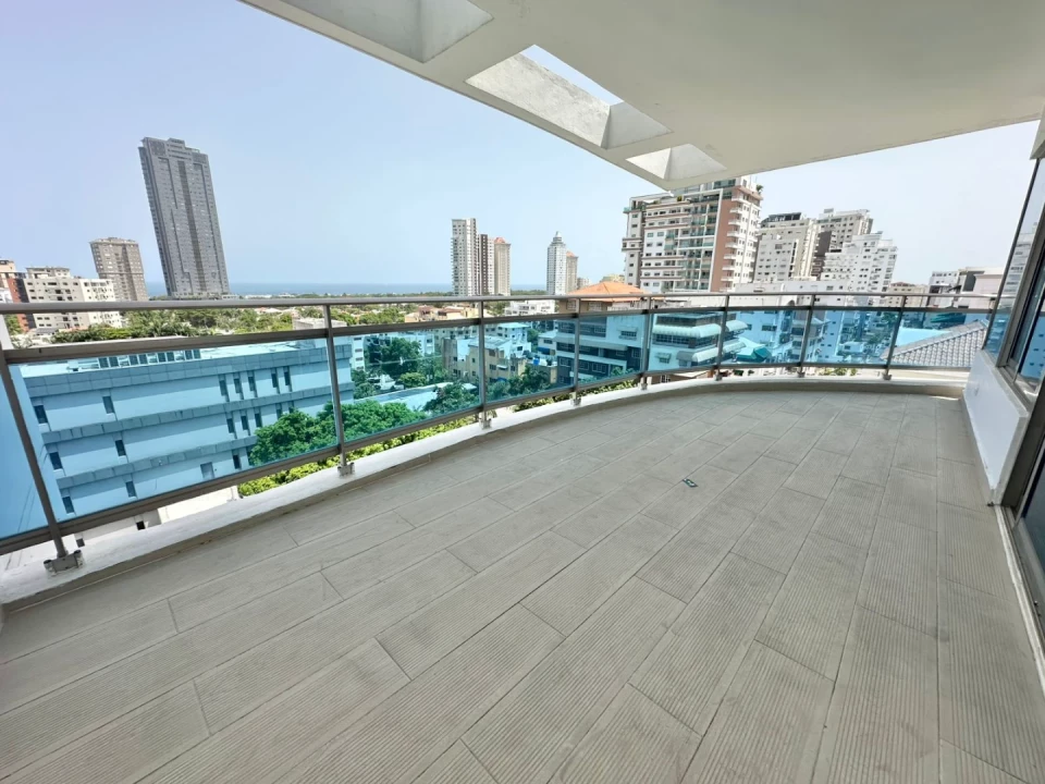 apartamentos - Apartamento de 3Hab en venta Renacimiento, Sto.Dgo 1