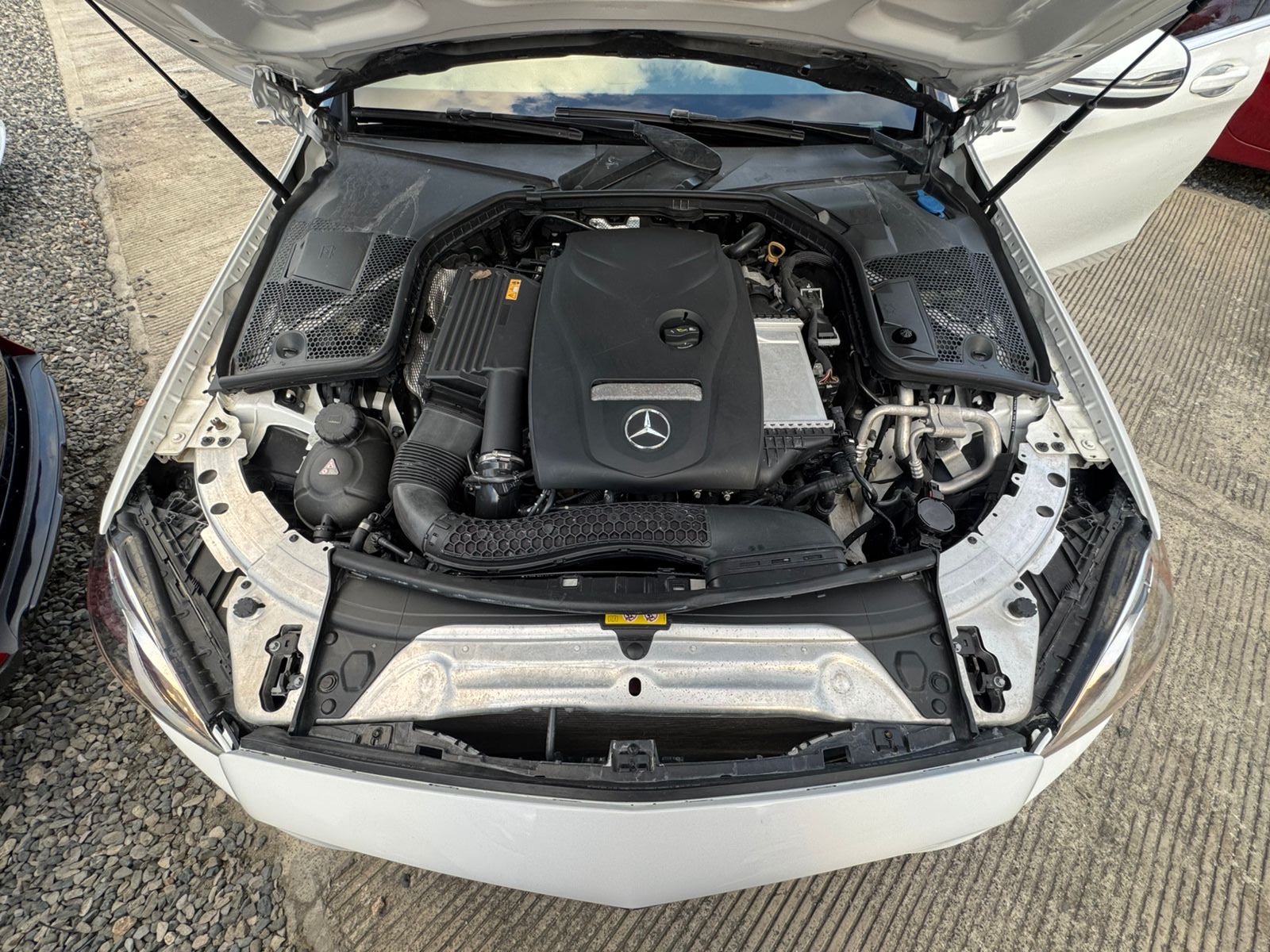 carros - Mercedes Benz C300 2018 9
