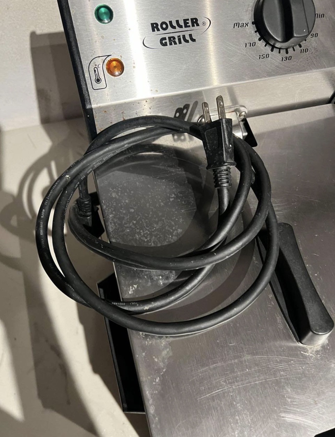 equipos profesionales - Freidora eléctrica profesional doble tanque 2 x 8
L con sistema de drenaje 5
