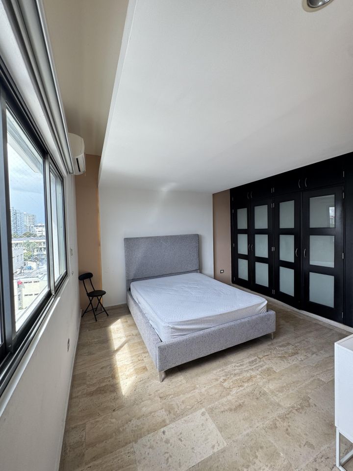 apartamentos - Alquiler de Apartamento Amoblado en La Esperilla 1