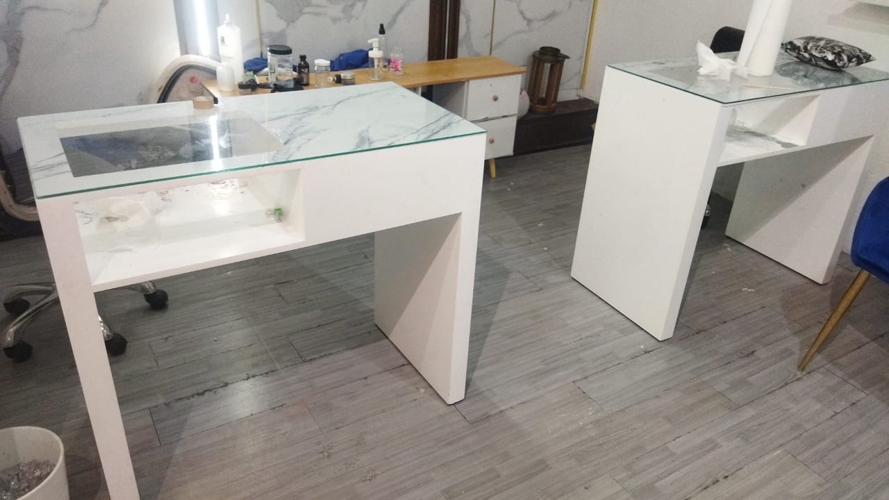 decoración y accesorios - mesas de uñas 0