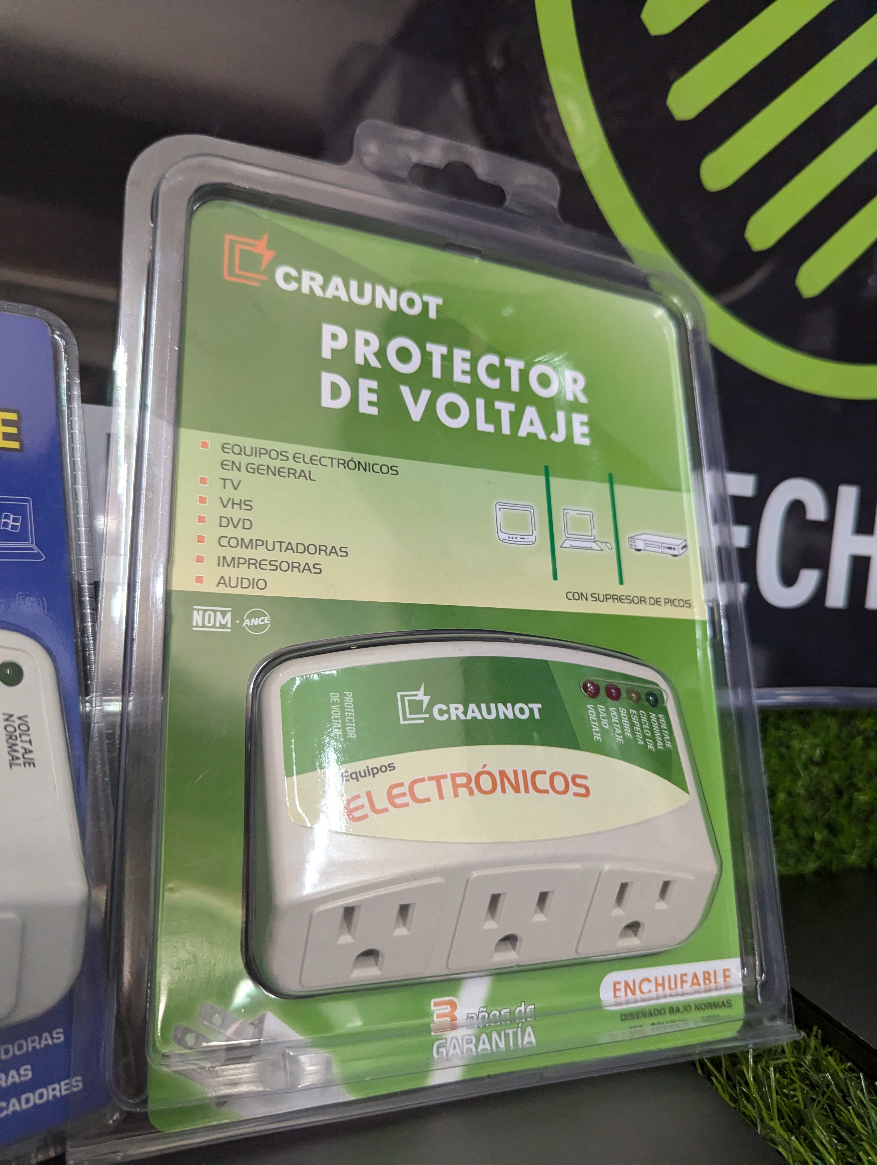 accesorios para electronica - protector de voltajes  3