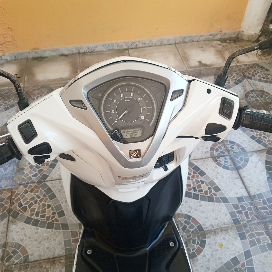 motores y pasolas - Honda leed pecho paloma up13  2