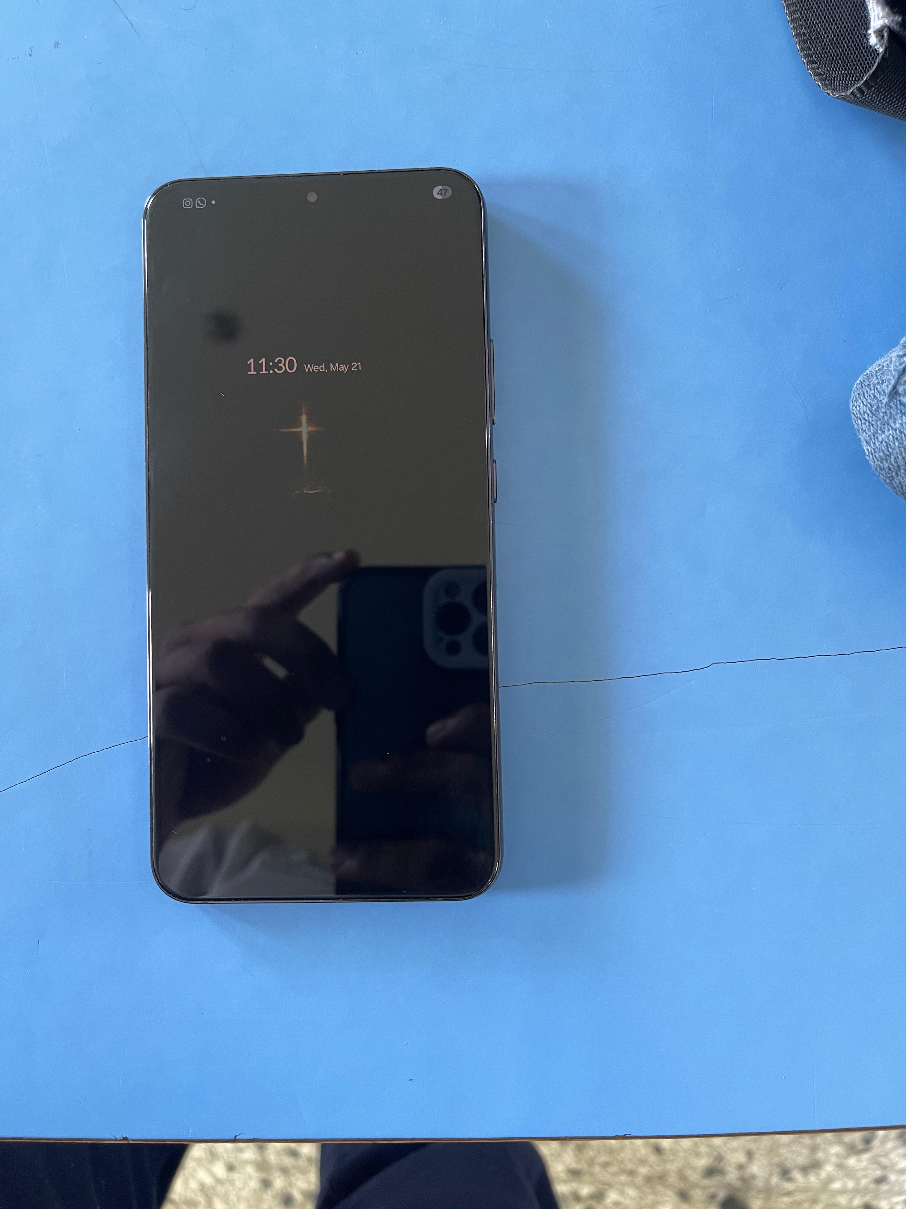 celulares y tabletas - s22plus como nuevo entregó en estación de metro, tiene bloqueo de red 1