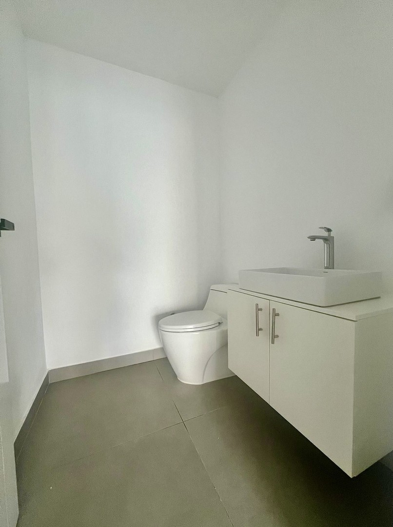 apartamentos - Naco linea blanca 3 habitaciones 2.5 banos 2 parqueos balcon 3