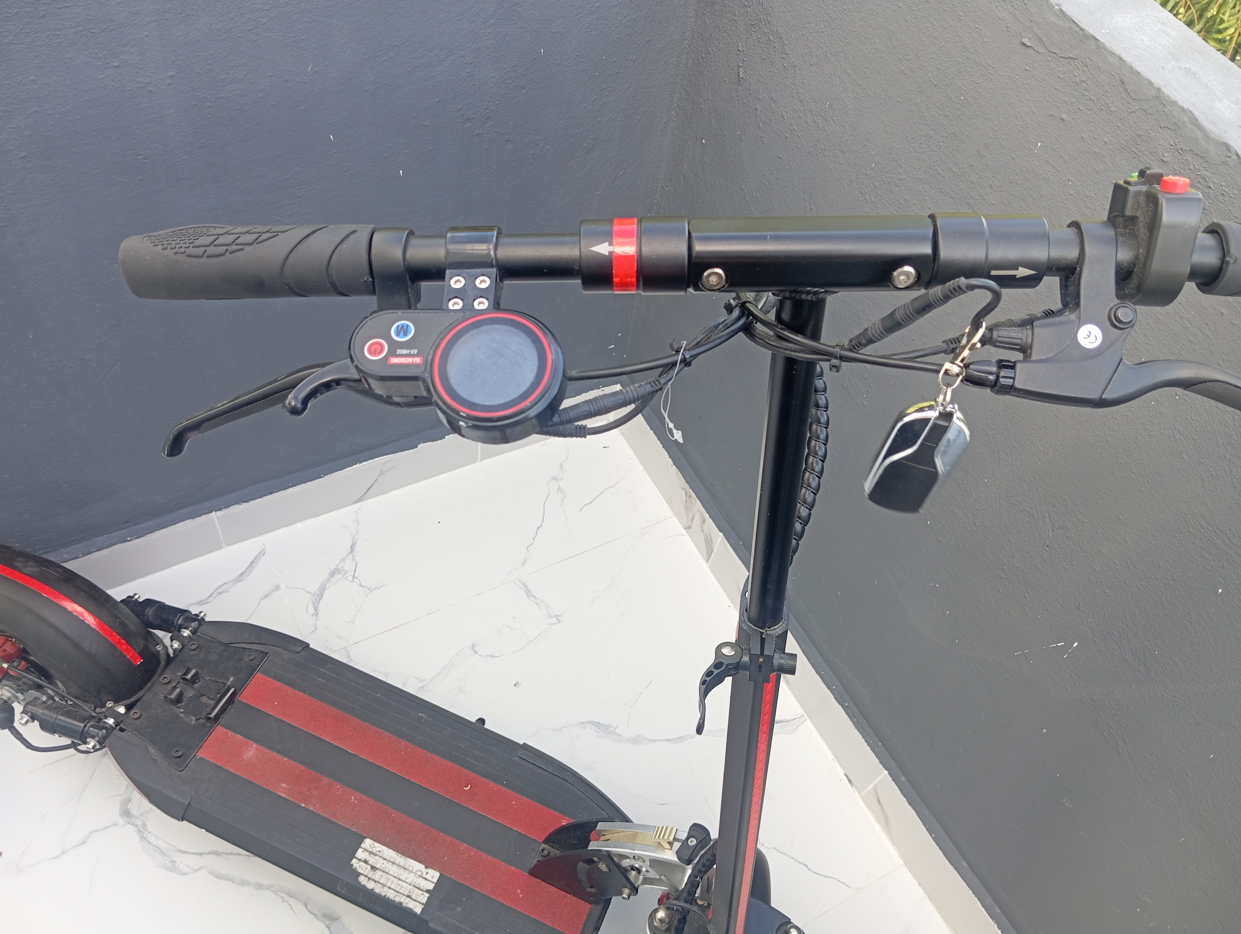 bicicletas y accesorios - Scooter eléctrica Usada 1