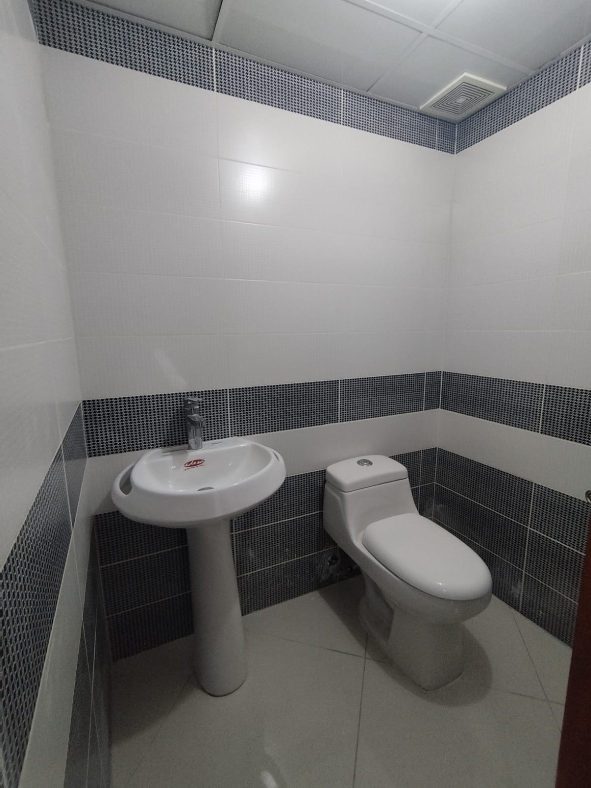 apartamentos - ¡Enriquillo Torre Moderna Apartamento en piso Alto 9