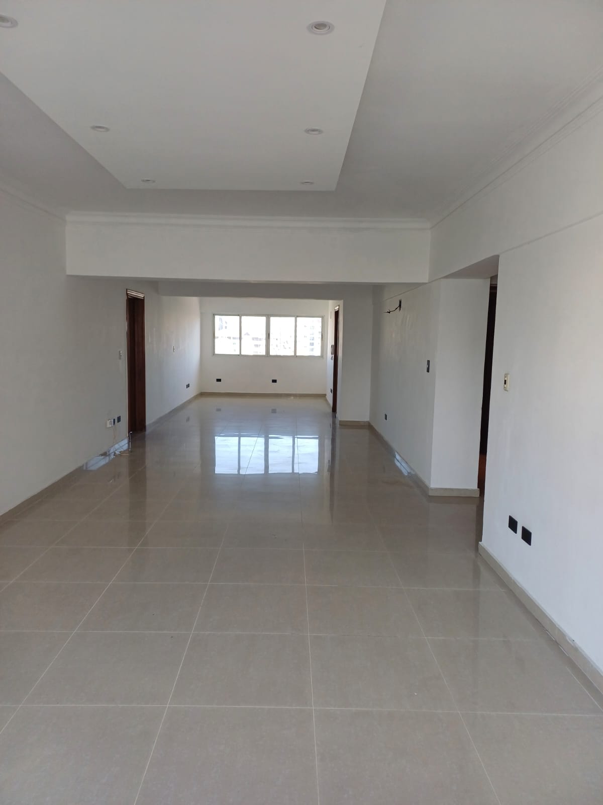 apartamentos - Rento Apartamento sin Amueblar en Naco Edificio tradicional  1