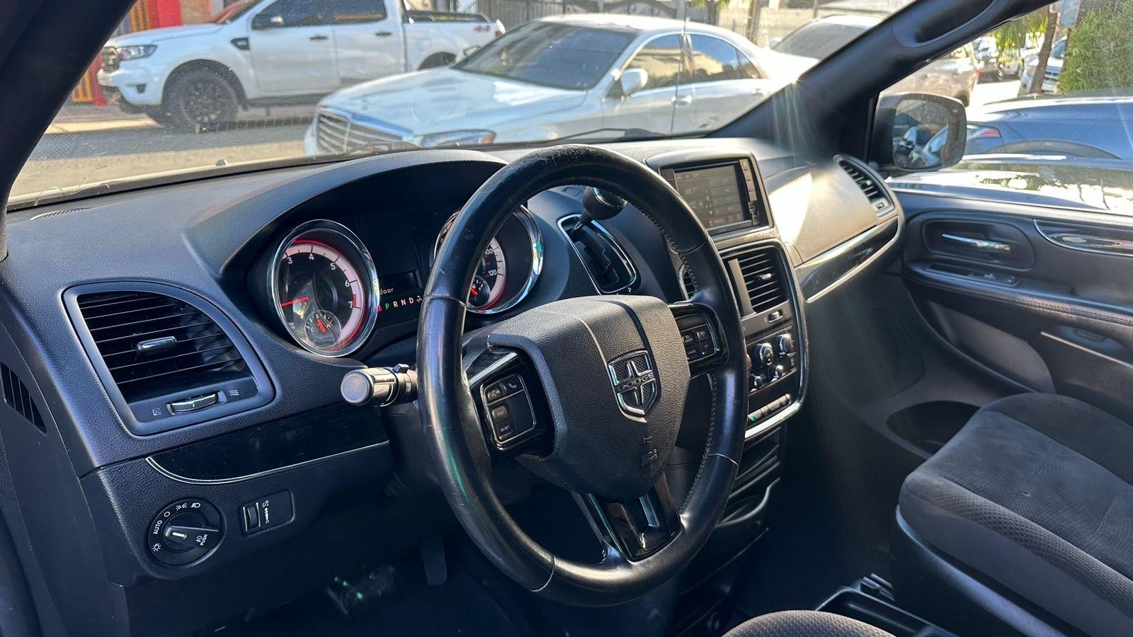 carros - Dodge grand caravan 2019 8