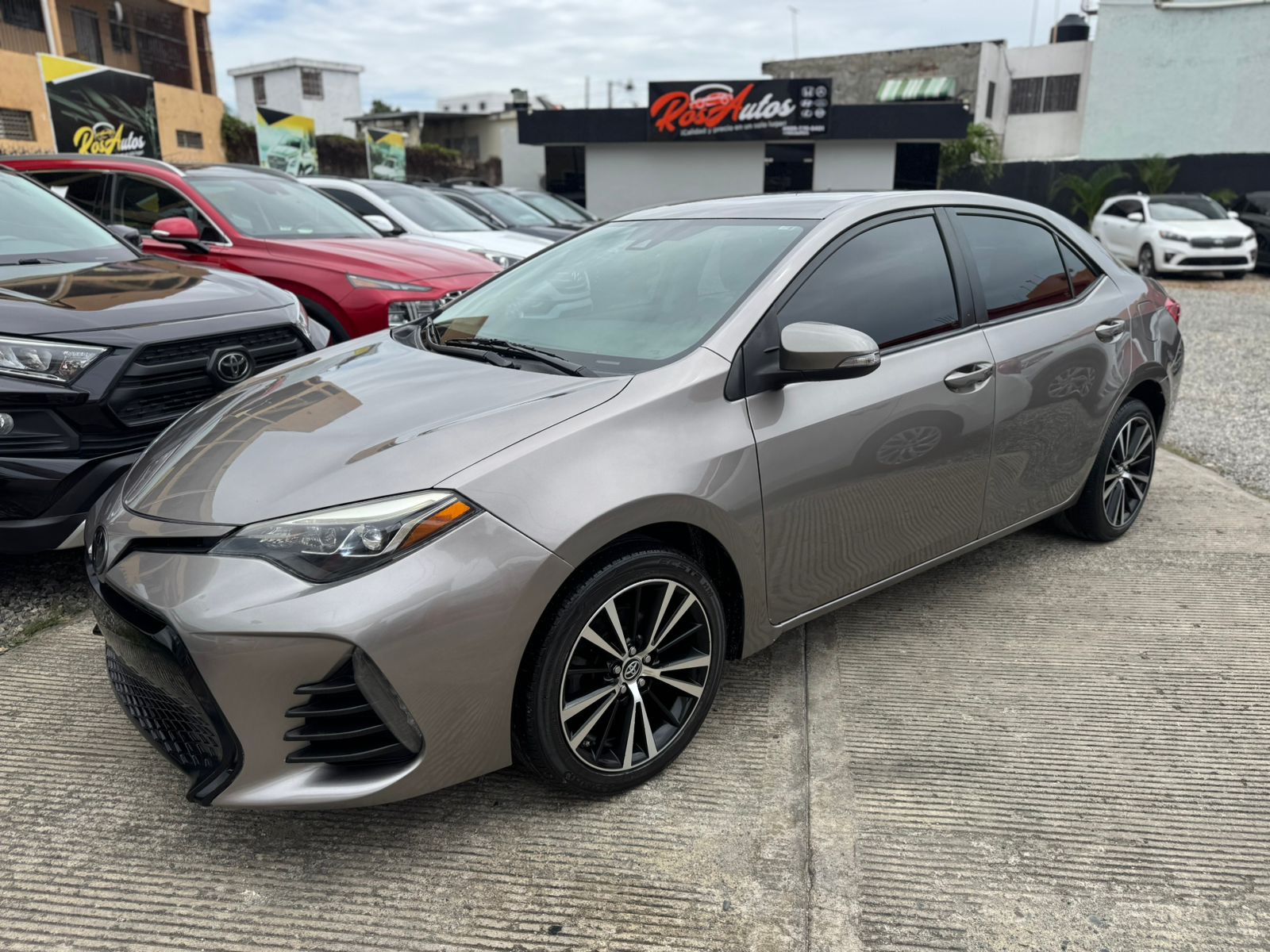 carros - Toyota Corolla SE 2019