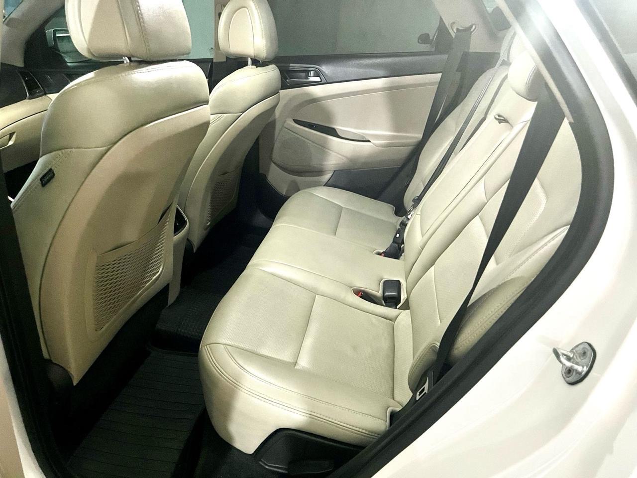 jeepetas y camionetas - Vendo Hyundai Tucson Sport AWD 2017 4