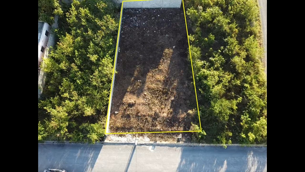 solares y terrenos - SE VENDE Solar con 387 Metros en Residencial Naime 0