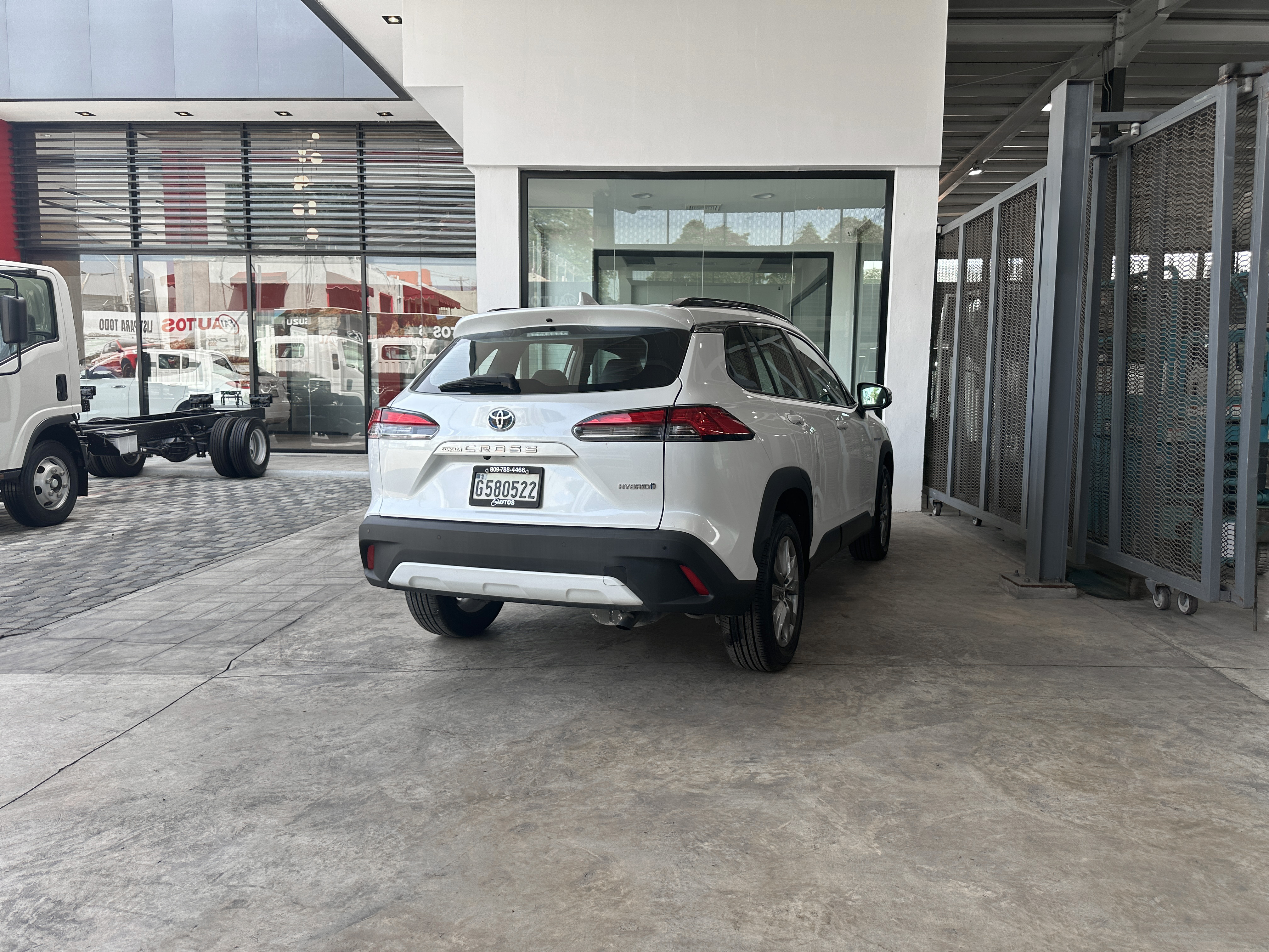 jeepetas y camionetas - Toyota corolla cross hibrid 2022 7