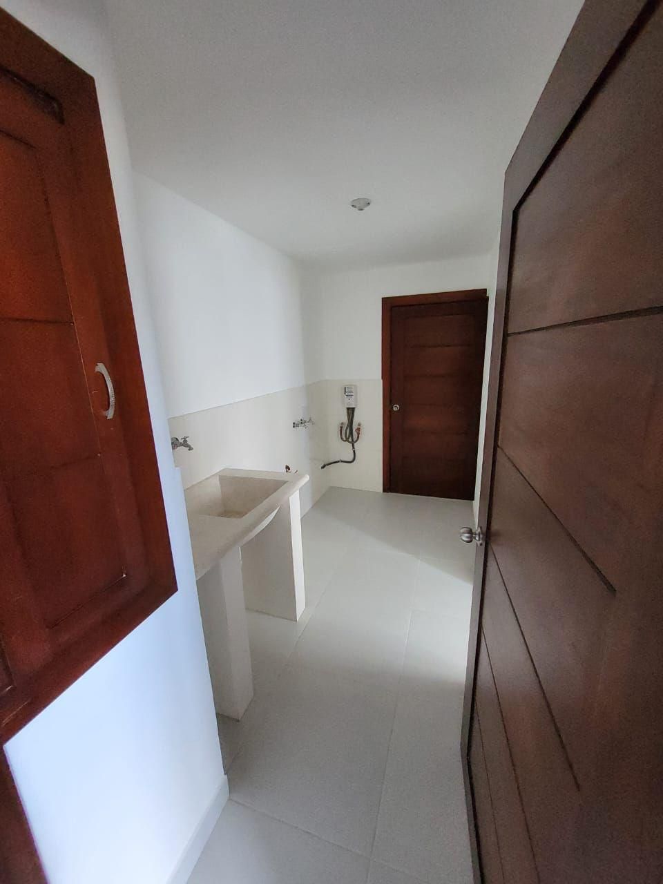 apartamentos - apartamento en la esperilla en venta  4