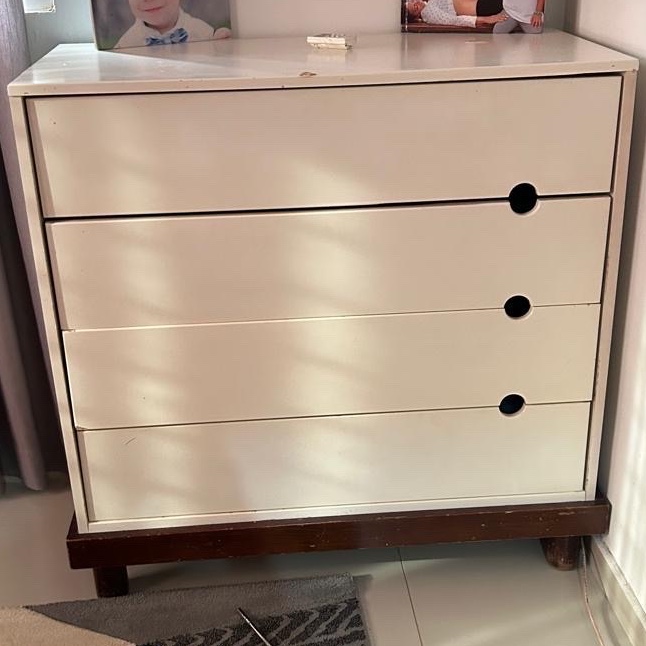muebles y colchones - Gavetero blanco