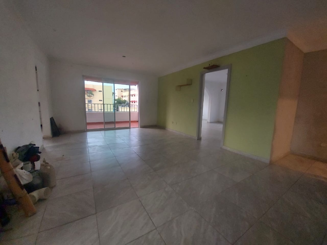 apartamentos - hermoso apartamento en zona céntrica en el millón  9