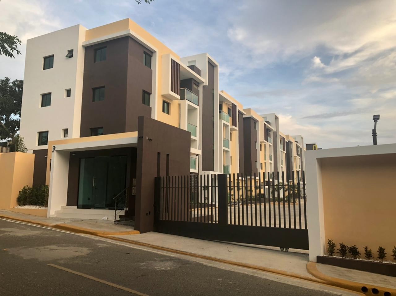 apartamentos - Hermoso Proyecto Residencial Proximo a la Yapurt Dumit  0