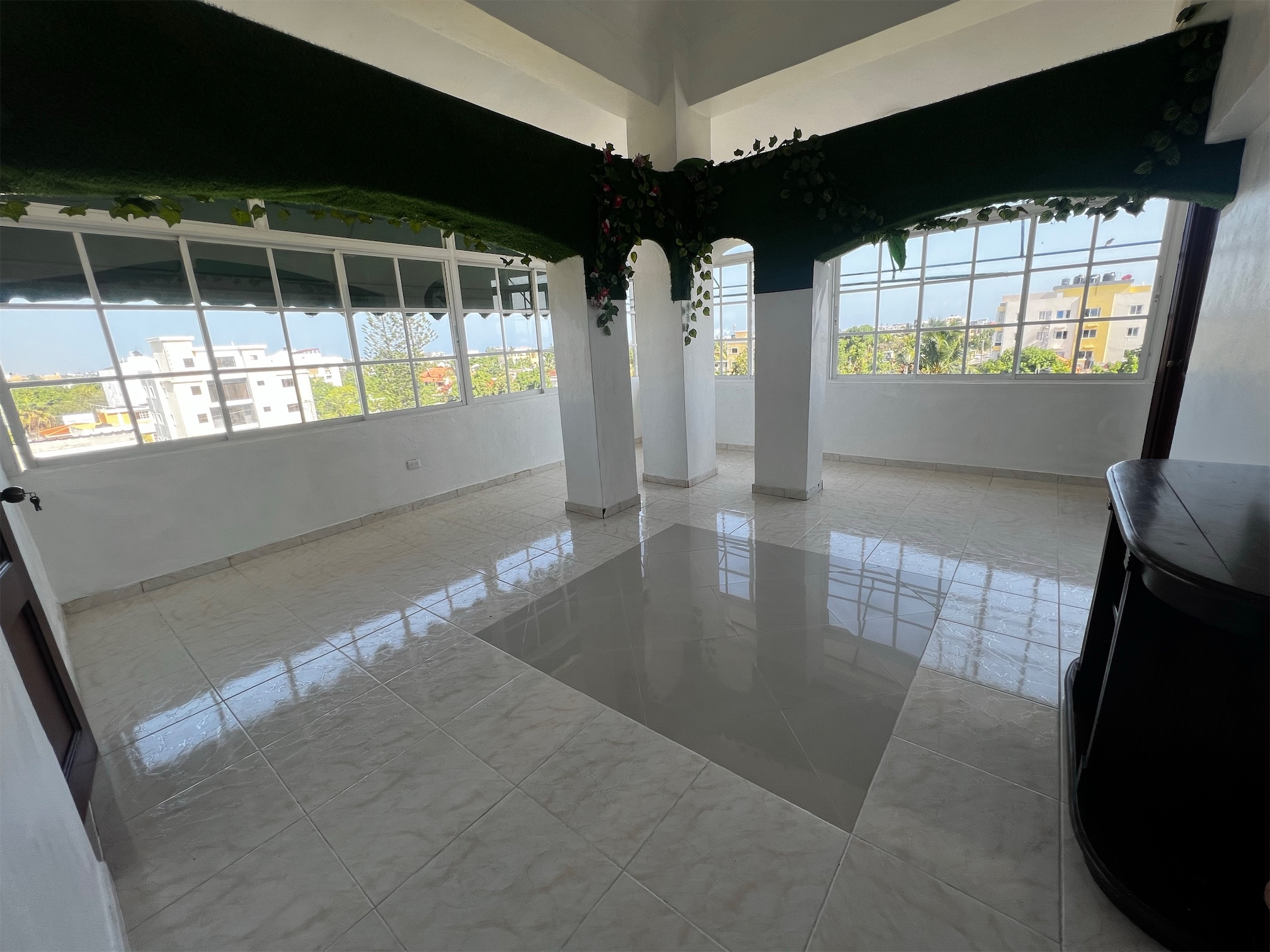 apartamentos - Venta de penthouse en las Americas Santo Domingo este de 240mts cerca del ole  7