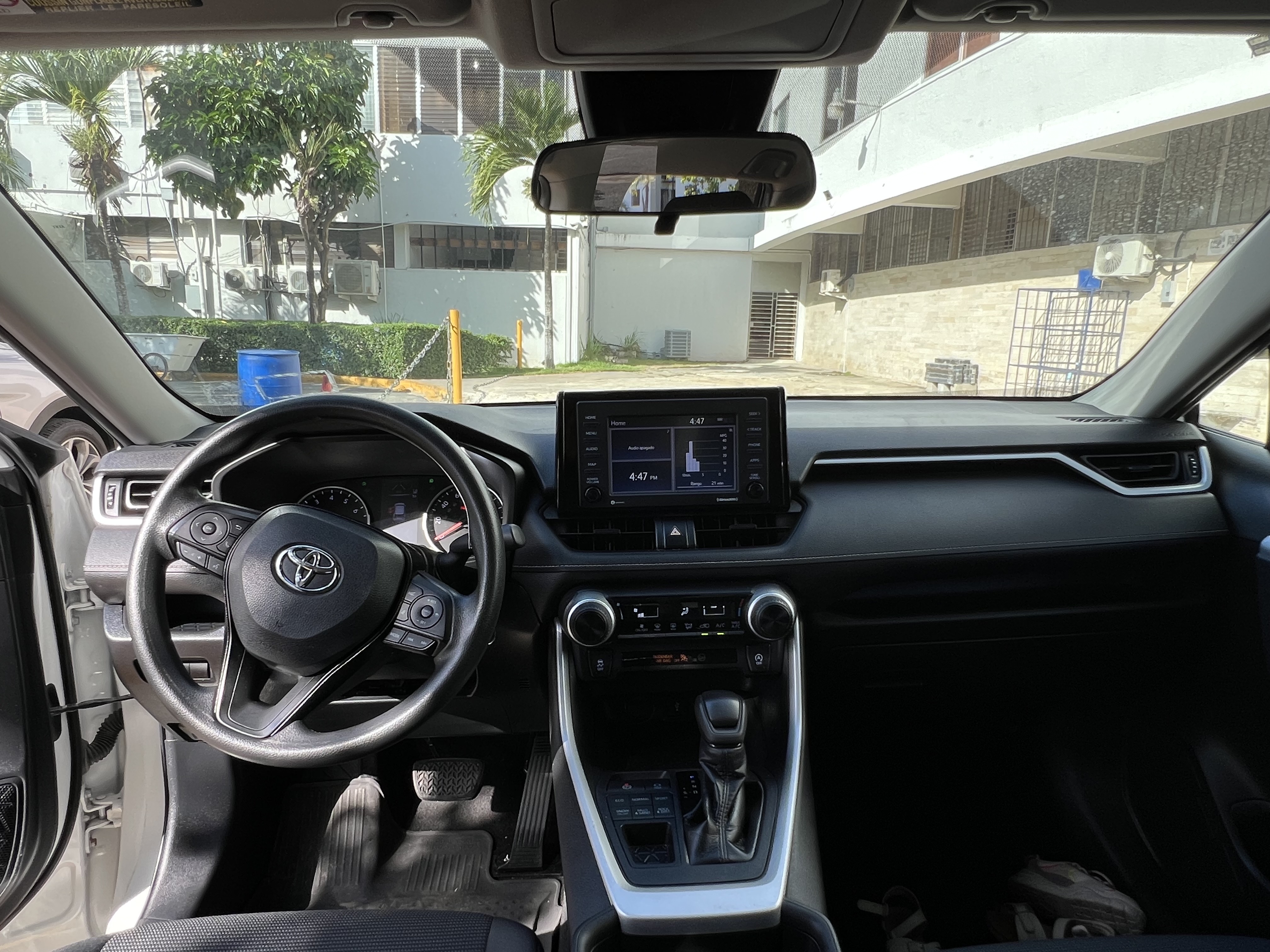 jeepetas y camionetas - TOYOTA RAV4 LE AWD 2020 - BLANCA 4