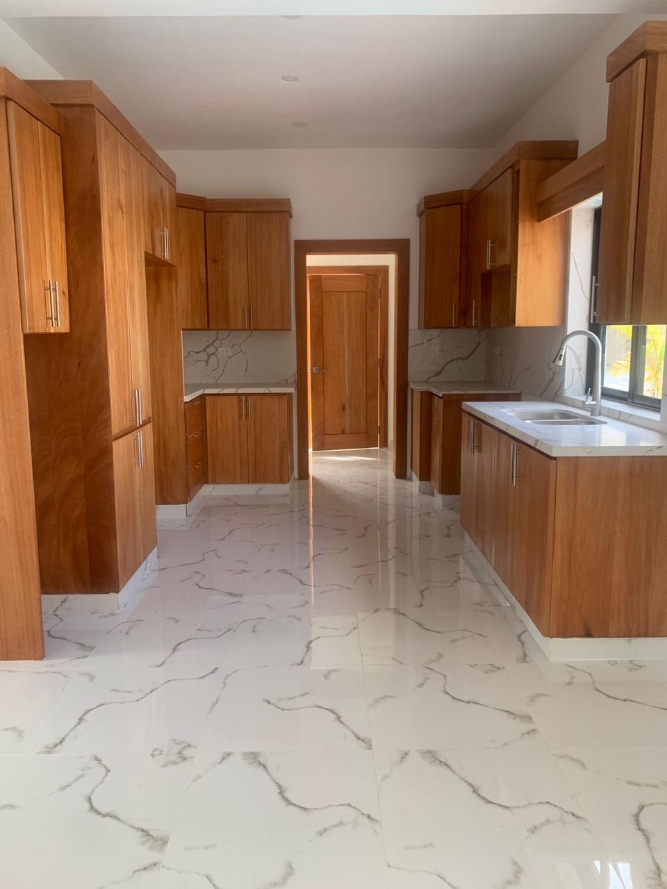 casas - Tu Propio Castillo Cerca del Mar Casa con Piscina 5