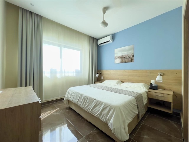 oficinas y locales comerciales - hotel en boca chica con alta rentabilidad  5