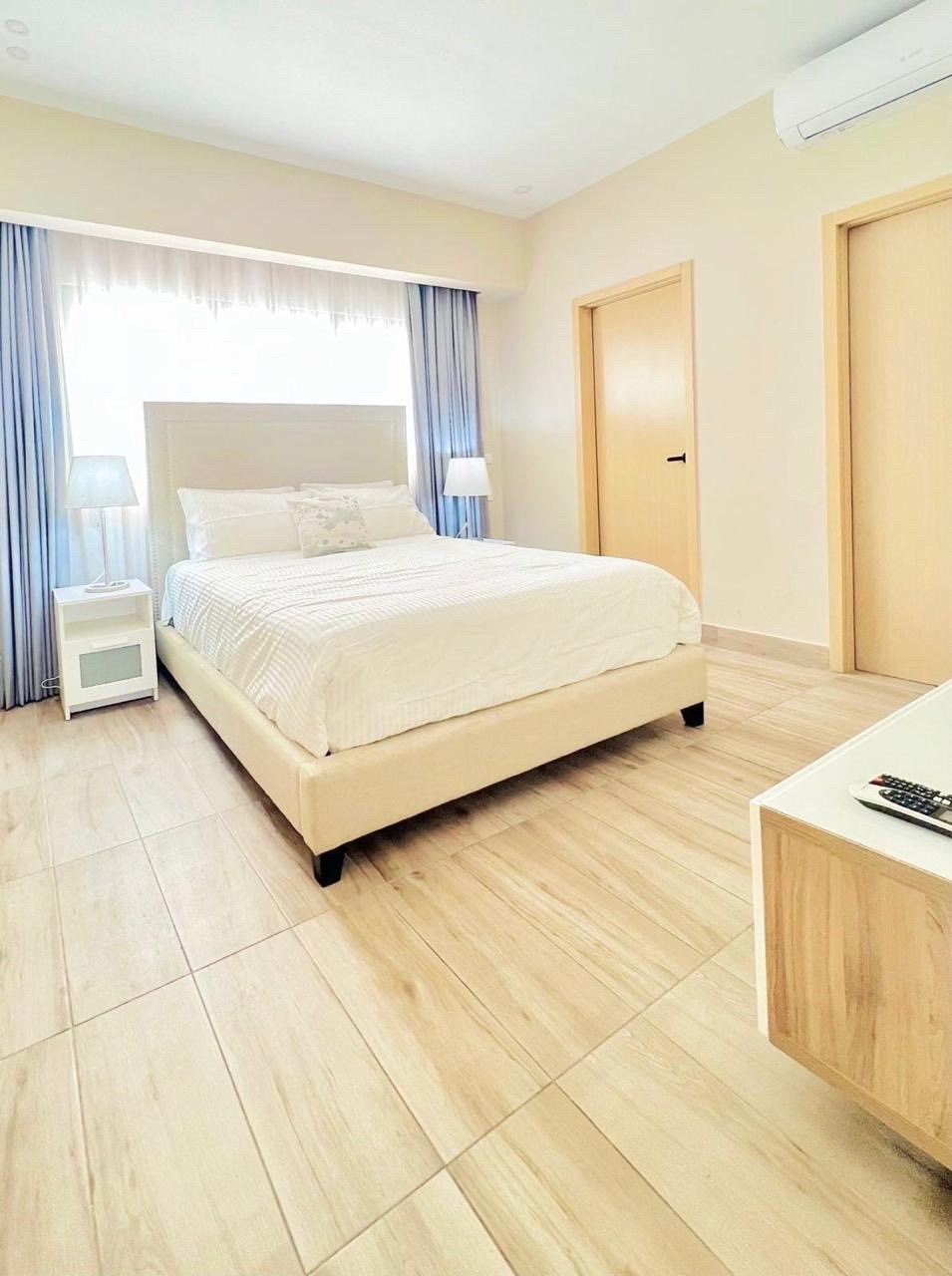 apartamentos - VENTA DE LUJOSO APARTAMENTO AMUEBLADO EN PIANTINI  7