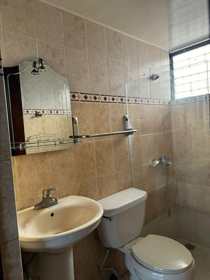 apartamentos - Vendo apartamento en Alma Rosa 2