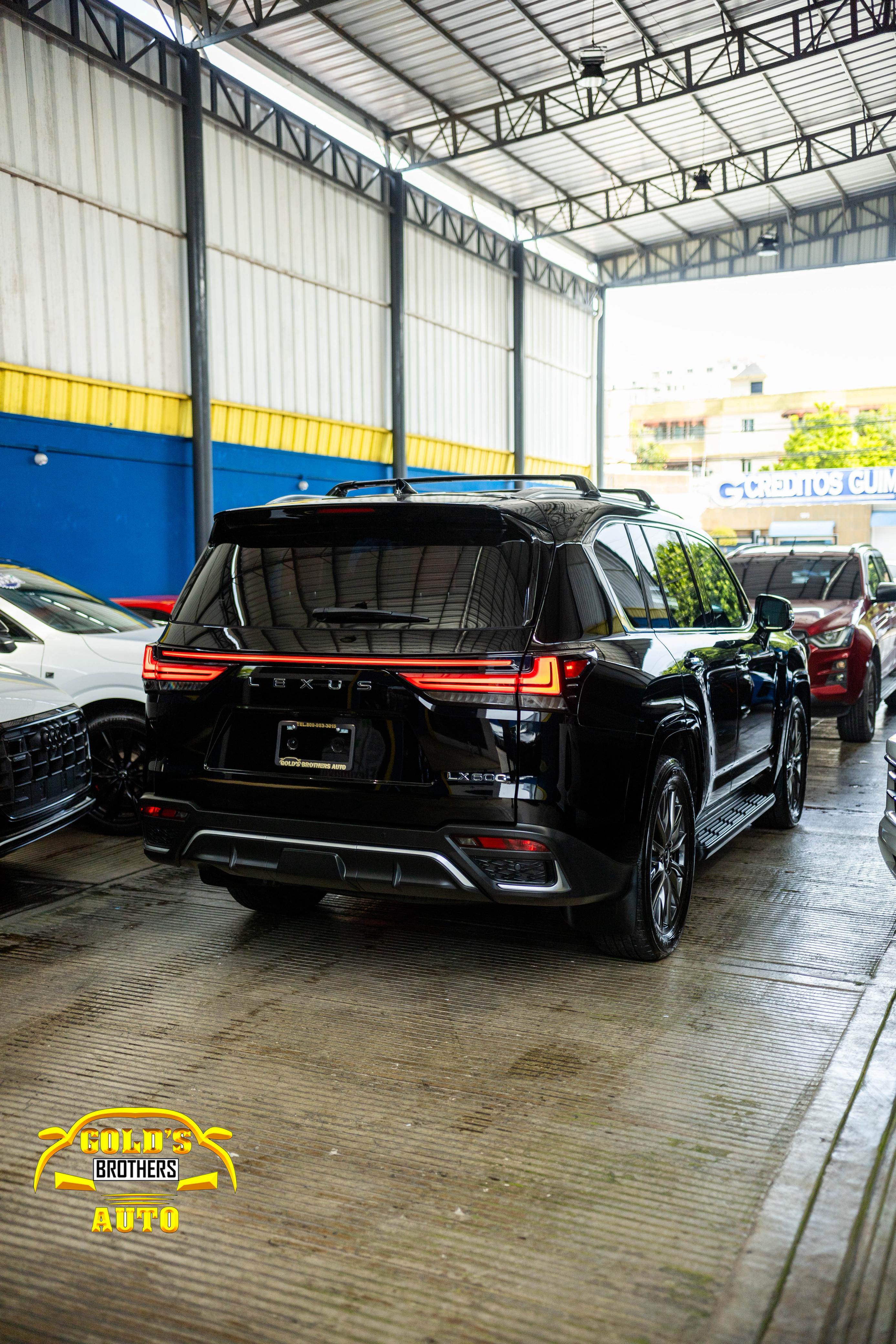 jeepetas y camionetas - Lexus LX600 F-Sport 2023 Recien Importada Clean 4