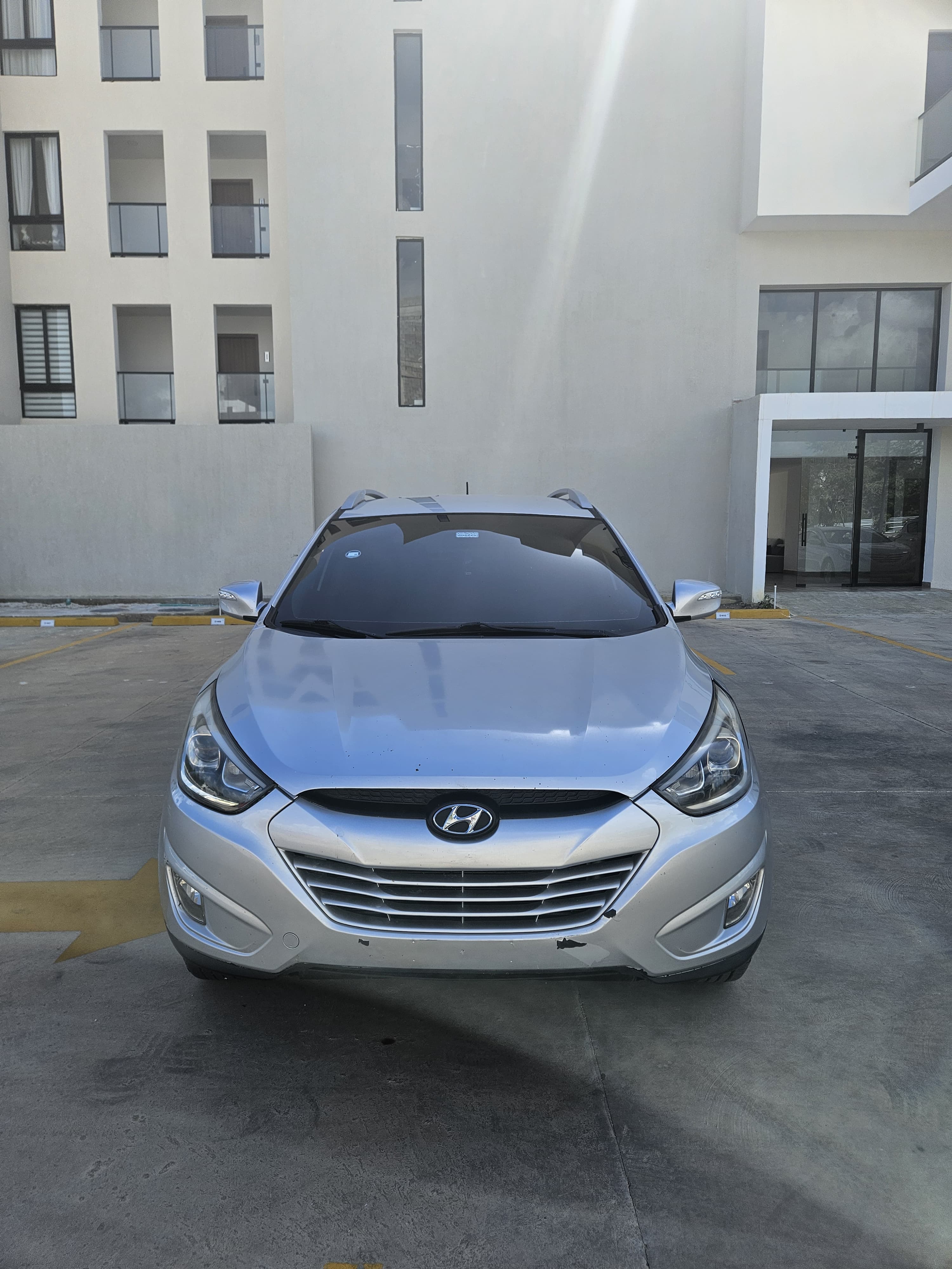 jeepetas y camionetas - Hyundai Tucson Gris 2015 5