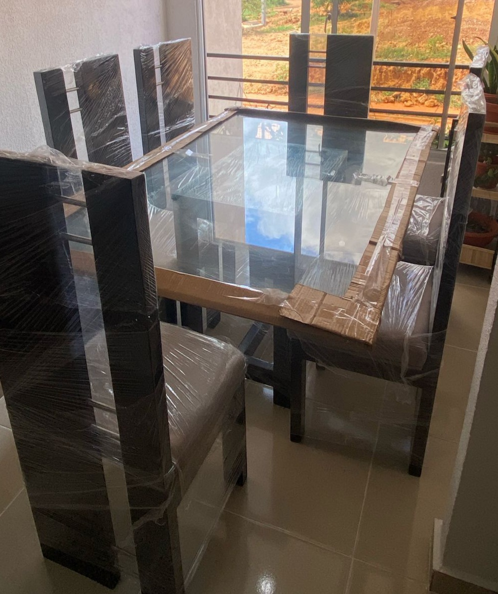 muebles y colchones - Comedor de 6 sillas y tope de cristal 3