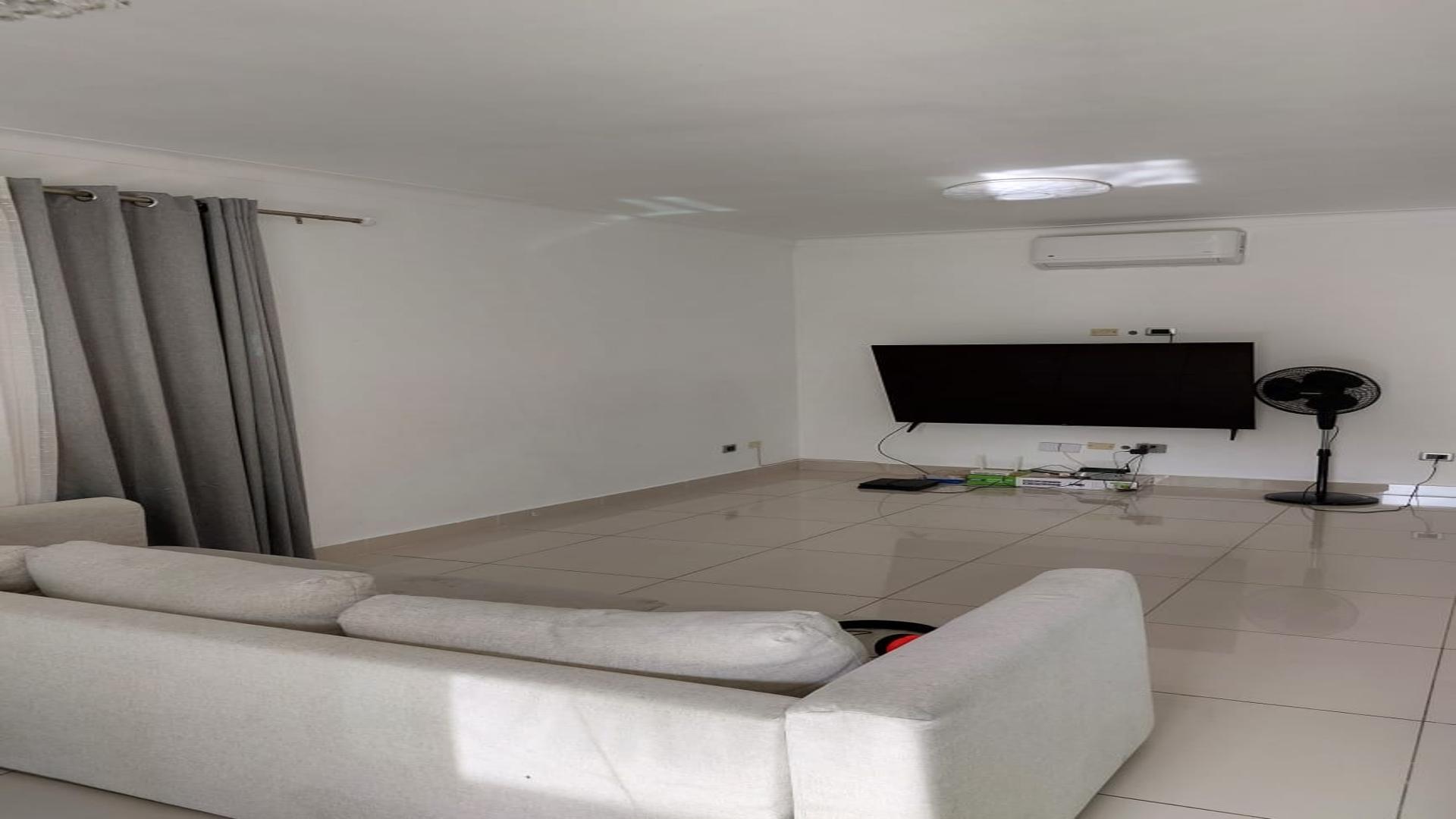 casas - Casa de 4 habitaciones en la jacobo majluta 2
