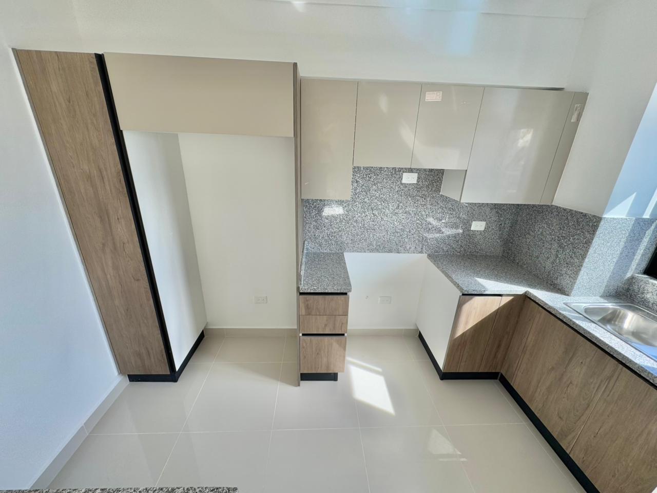 apartamentos - Vendo apartamento nuevo en Los Prados  6