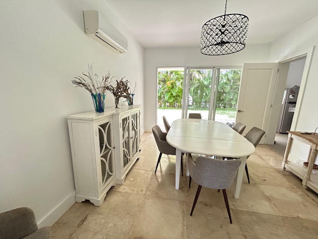 casas vacacionales y villas - Se vende villa amueblada en Punta cana village 6