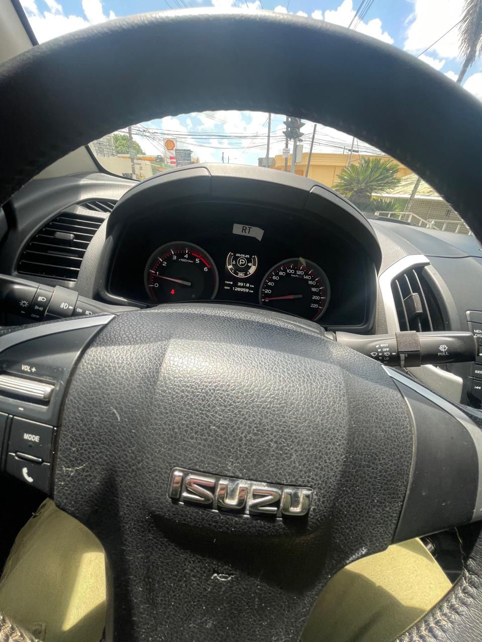 jeepetas y camionetas - camioneta isuzu dmax 2019, unico dueño 2