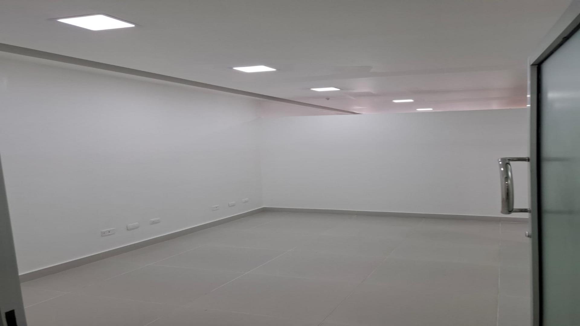 oficinas y locales comerciales - ALQUILER DE LOCAL COMERCIAL, STO DGO. 5