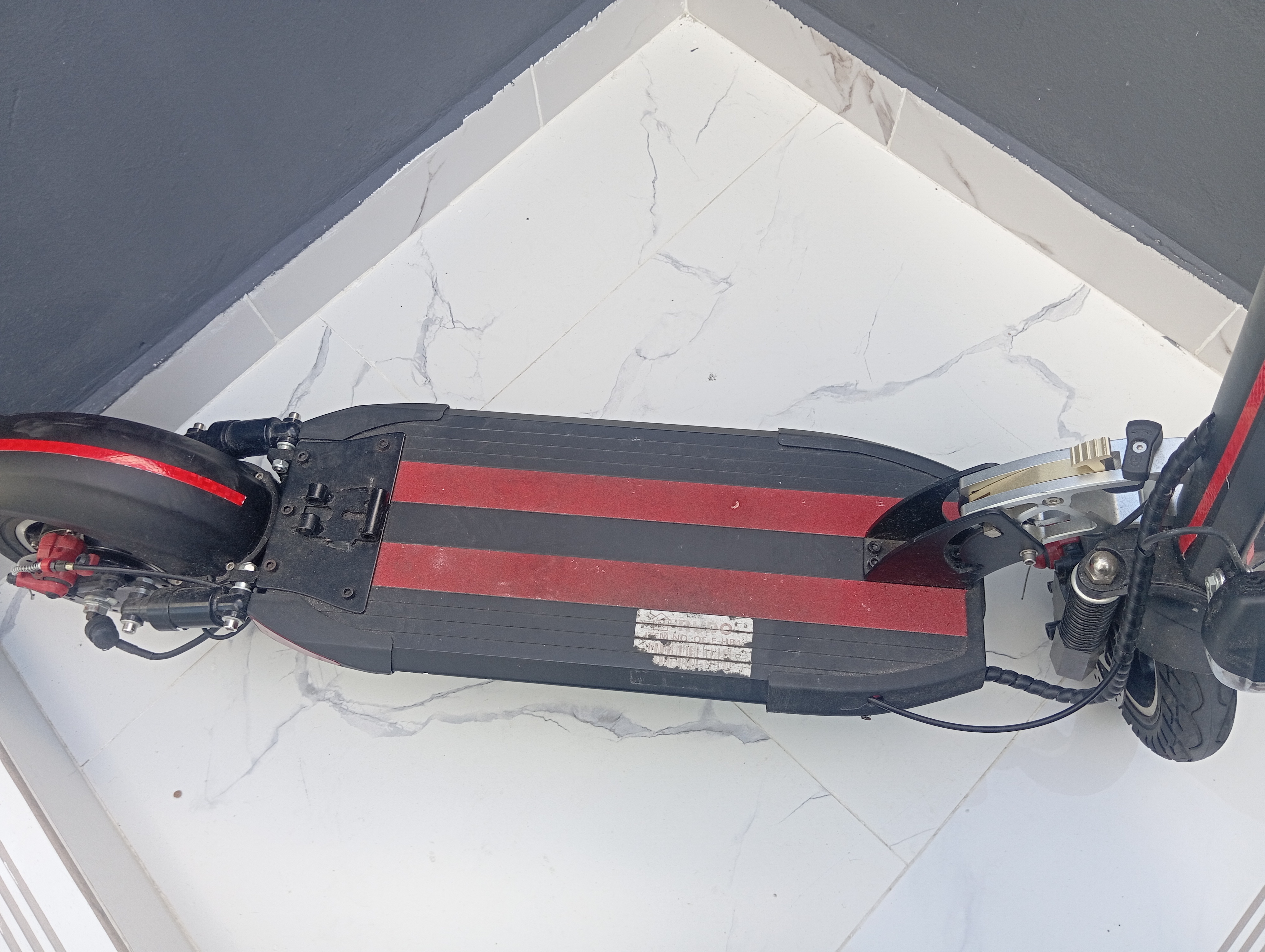 bicicletas y accesorios - Scooter eléctrica Usada 2
