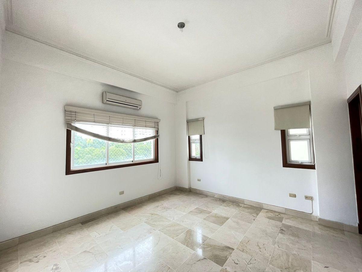 apartamentos - Alquilo apto de 2 hab, 2.5 baños, 2 parqueos 4