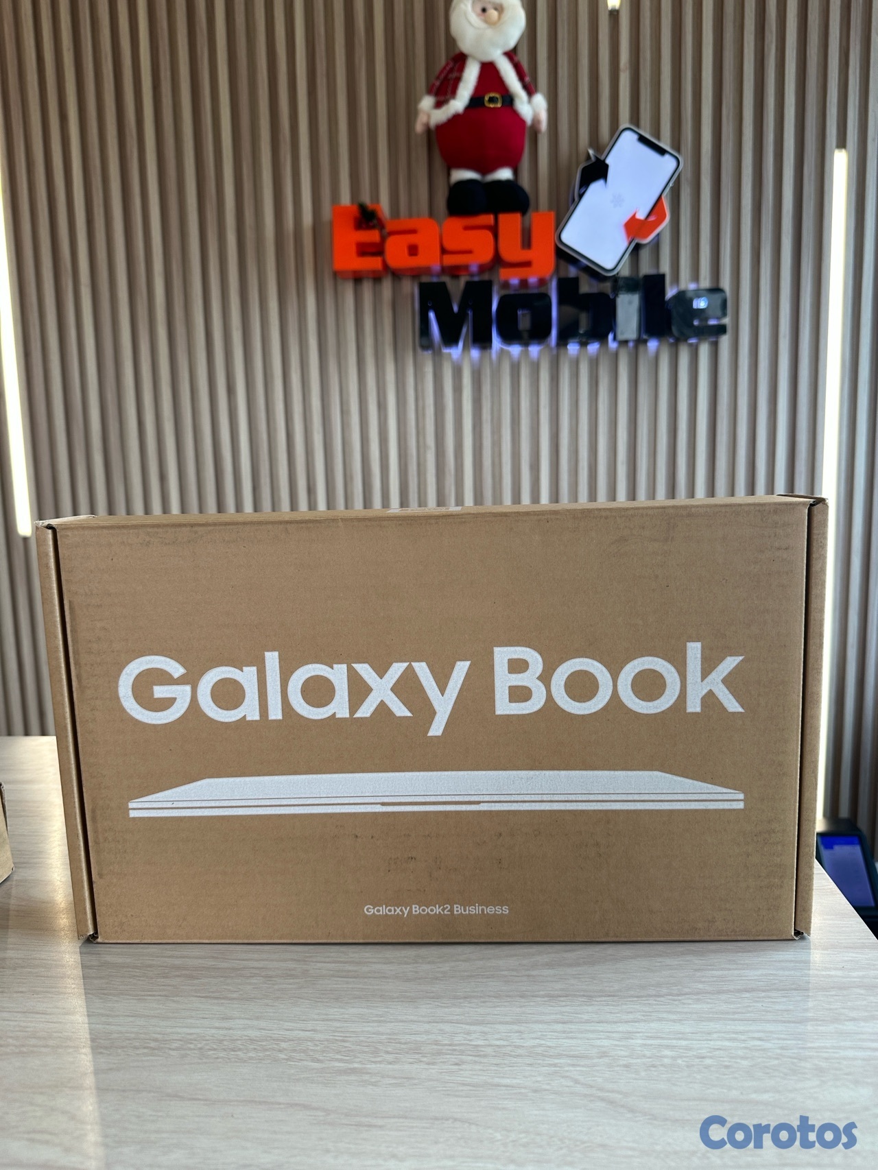 computadoras y laptops - SAMSUNG BOOK 2 BUSINNES 14" FHD i7-1270P 32/1TB GRAY W11 PRO 1