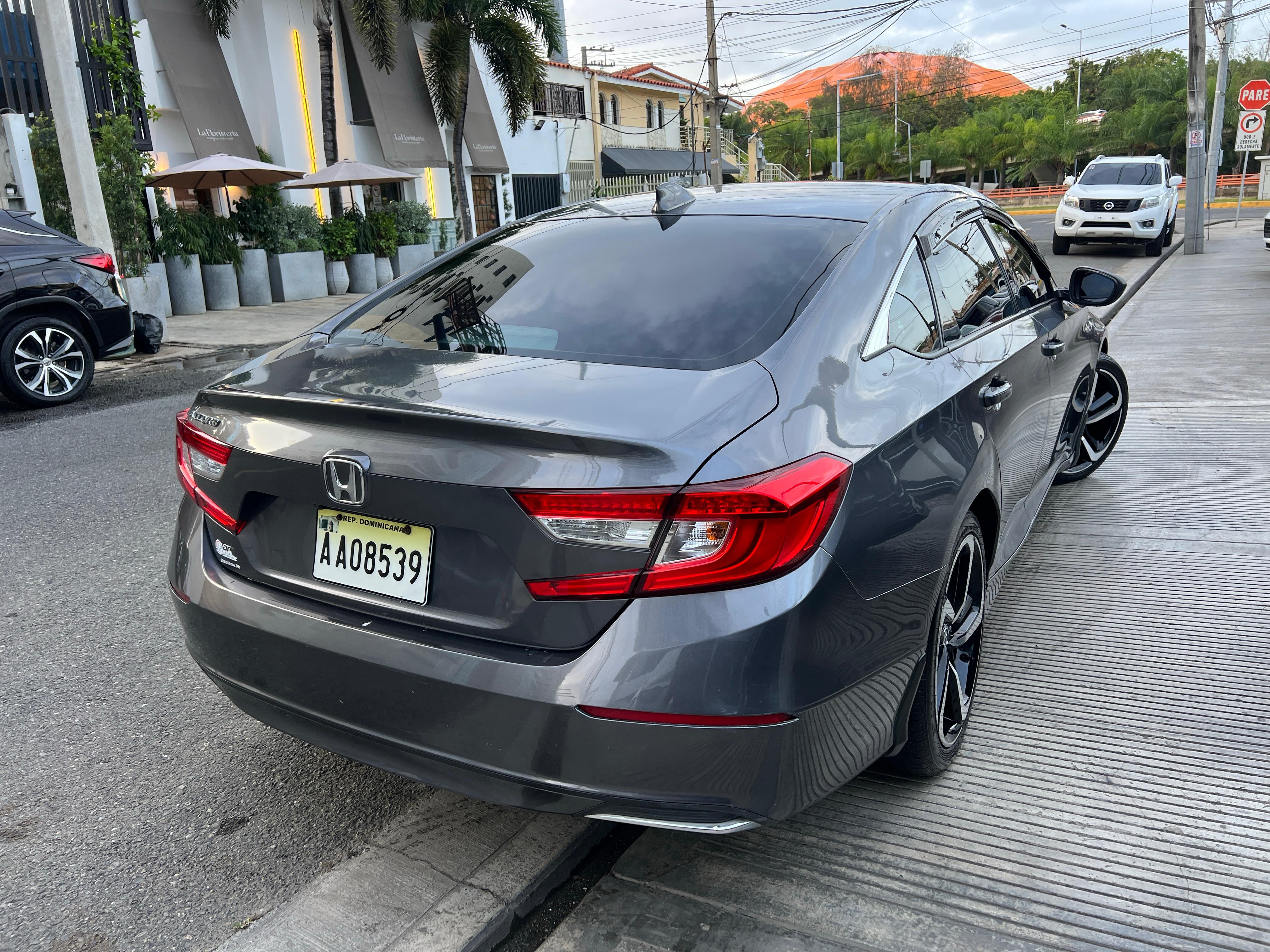 carros - HONDA ACCORD 2019 4