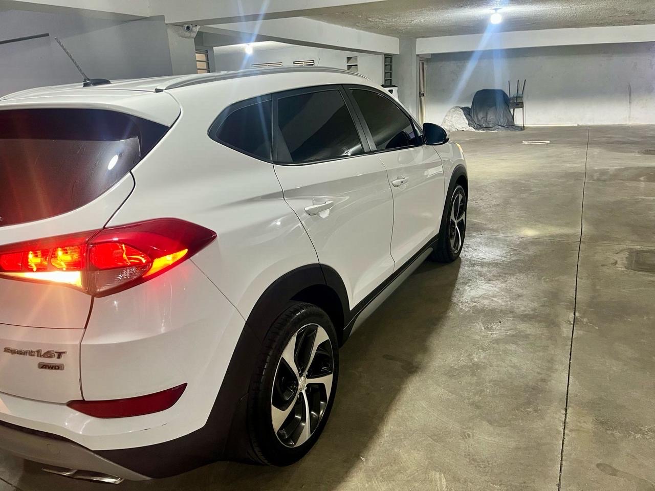 jeepetas y camionetas - Vendo Hyundai Tucson Sport AWD 2017 8