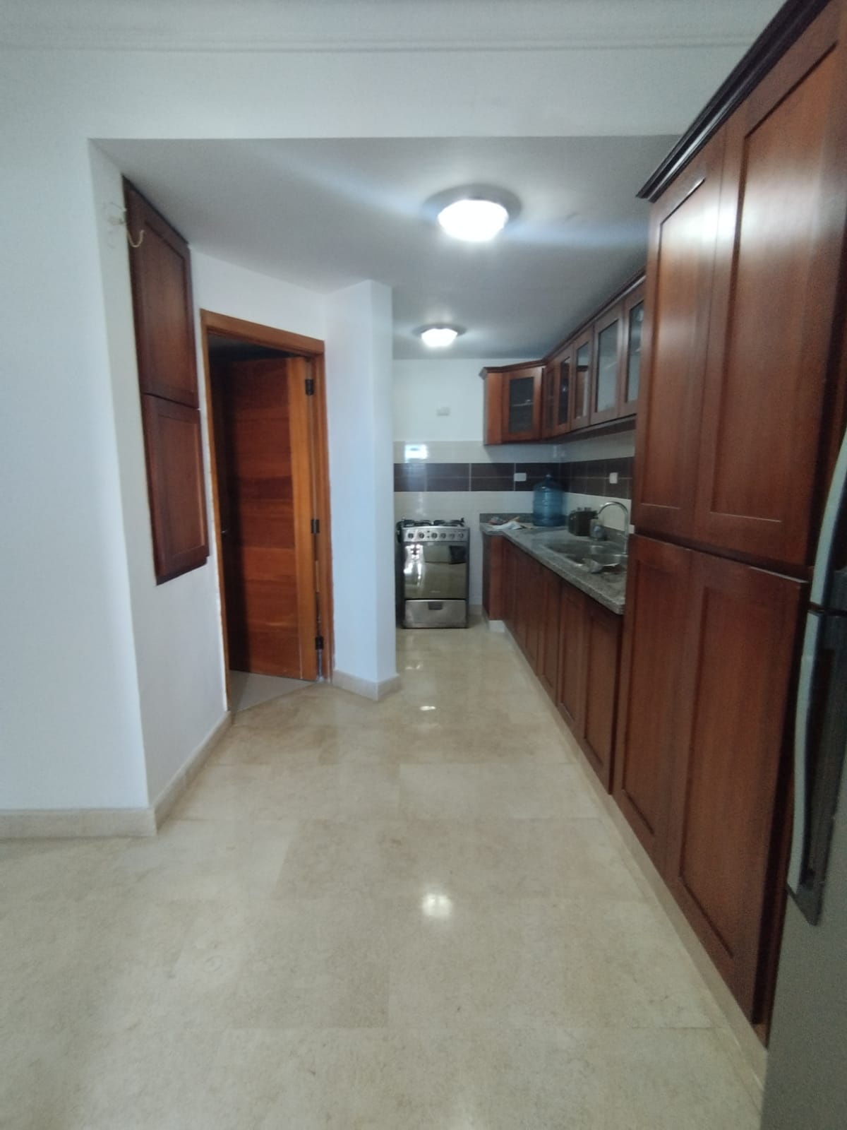 apartamentos - En La Enriquillo Piso Alto en Torre Moderna, 2hab 4