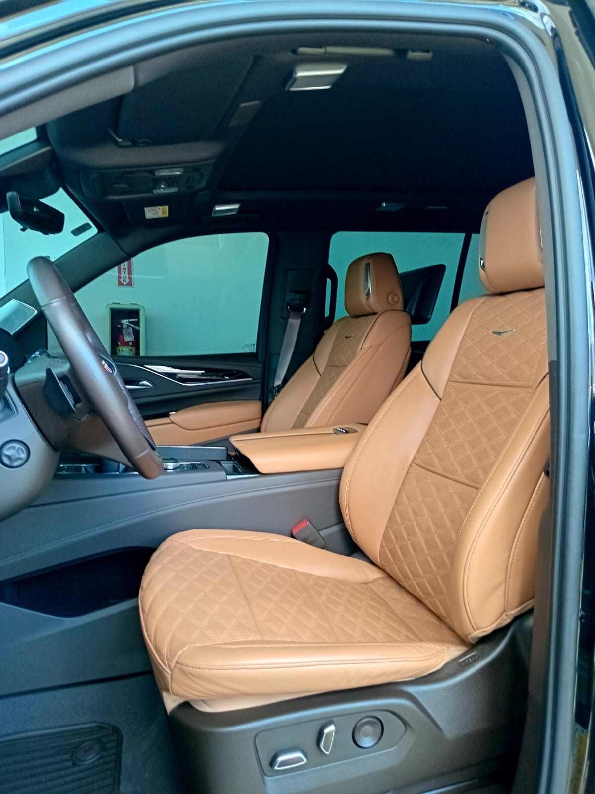 jeepetas y camionetas - Cadillac Escalade Premium Luxury 2023 3