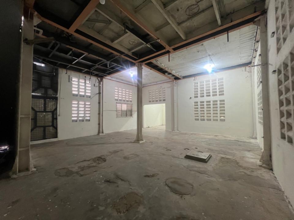 otros inmuebles - Nave Industrial en ZONA INDUSTRIAL HERRERA SANTO DOMINGO OESTE 3