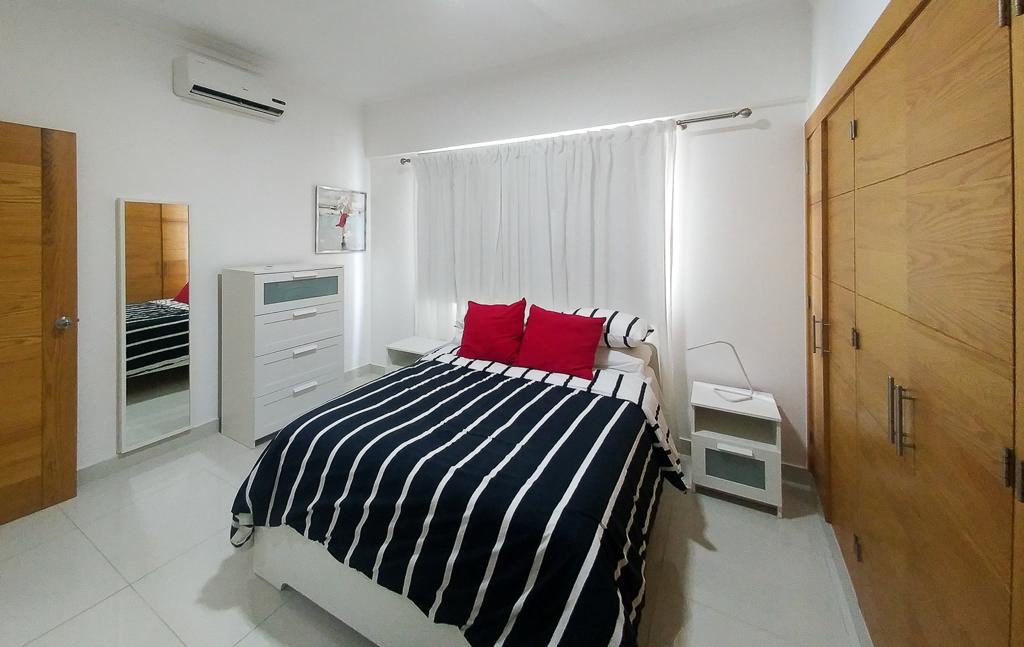 apartamentos - Piantini alquiler villa palmeras 